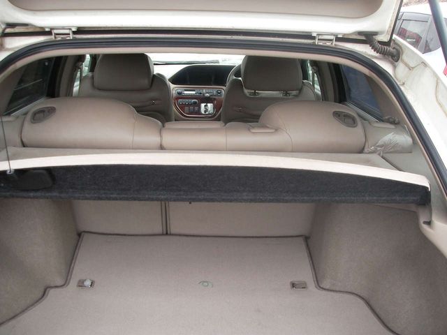 2002 Honda Avancier