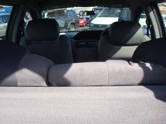 2002 Honda Avancier Images
