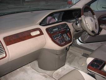 2003 Honda Avancier Pictures