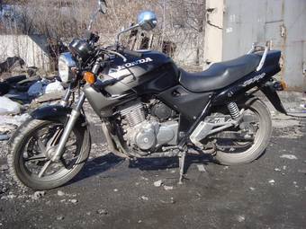 1999 Honda CB Pictures