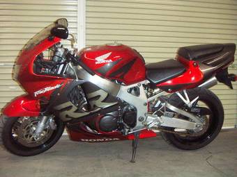 1999 Honda CBR Photos