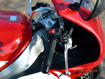 1999 Honda CBR Photos