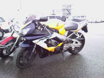 2000 Honda CBR Pictures