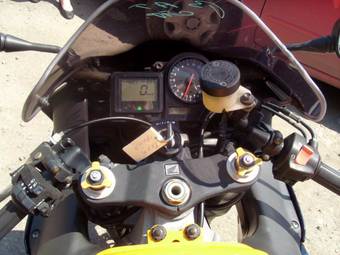 2000 Honda CBR Photos
