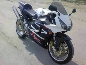 2002 Honda CBR Pictures