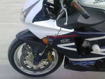 2002 Honda CBR Pictures