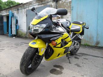 2002 Honda CBR Pictures