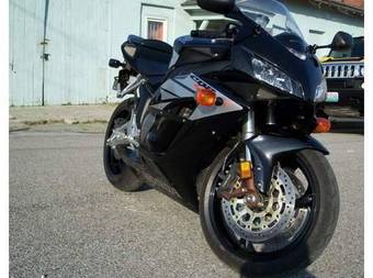 2005 Honda CBR1000F Photos