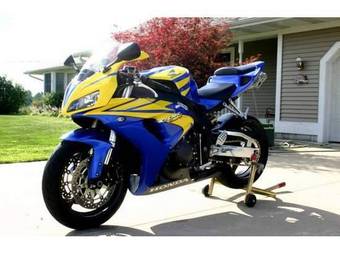 2006 Honda CBR1000F Photos