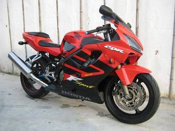 2001 Honda CBR600F Pictures