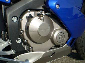 2004 Honda CBR600F Images