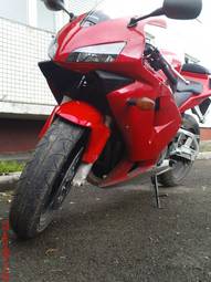 2004 Honda CBR600F Pictures