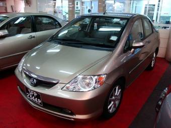 2004 Honda City Pictures