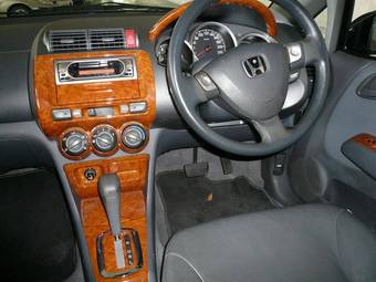 2004 Honda City Images