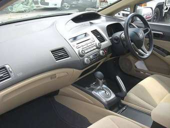 2005 Honda Civic Images