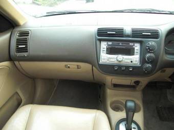 2005 Honda Civic Pics