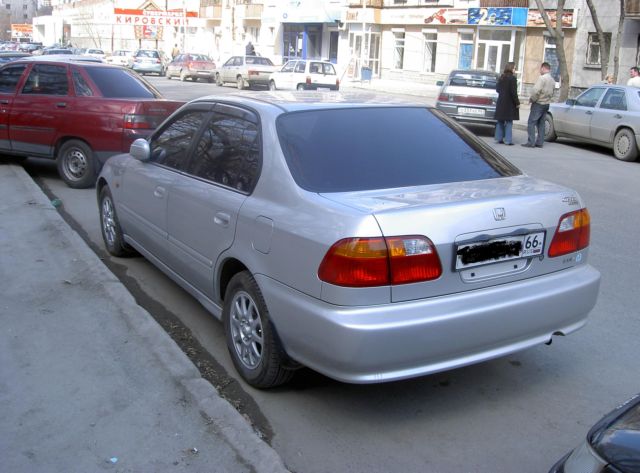 2000 Honda Civic Ferio