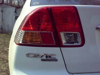 2004 Honda Civic Ferio Images