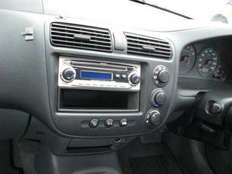 2005 Honda Civic Ferio Photos