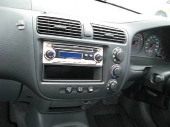 2005 Honda Civic Ferio Photos