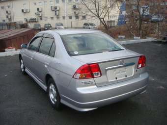 2004 Honda Civic Hybrid Pictures