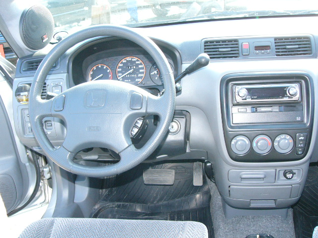 1999 Honda CR-V Pictures