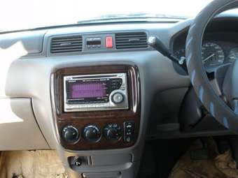 1999 Honda CR-V Pics