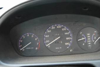 1999 Honda CR-V Photos