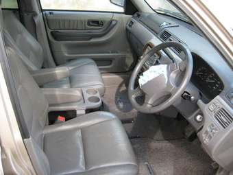 2000 Honda CR-V Pictures
