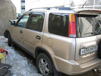 2000 Honda CR-V Pictures