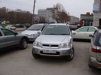 2000 Honda CR-V Pictures