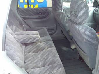 2000 Honda CR-V Pictures
