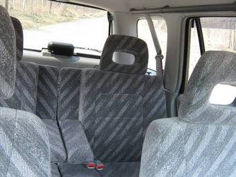 2000 Honda CR-V Pics