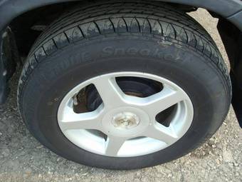 2000 Honda CR-V Photos