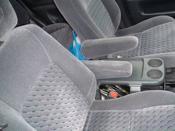 2000 Honda CR-V Photos