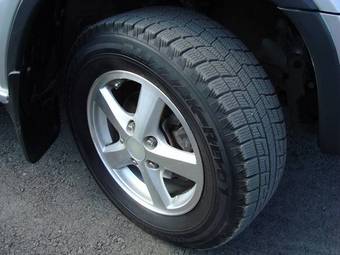 2000 Honda CR-V Pictures