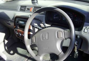 2000 Honda CR-V Photos