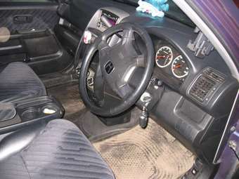 2002 Honda CR-V Pictures