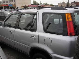 2002 Honda CR-V Pictures