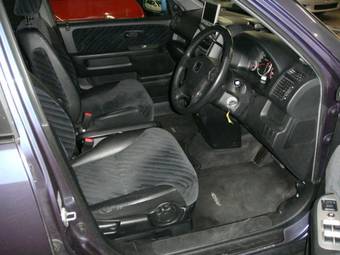 2002 Honda CR-V Photos