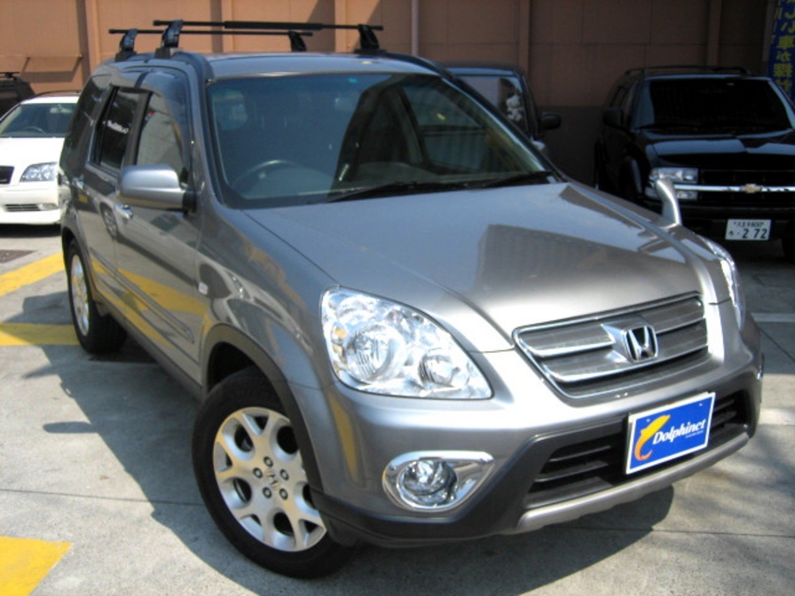2004 Honda CR-V Photos