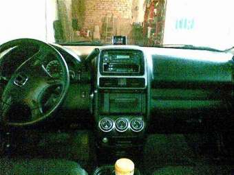 2004 Honda CR-V Pictures
