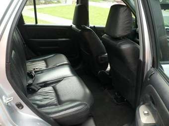 2004 Honda CR-V Photos