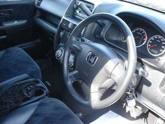 2004 Honda CR-V Pictures