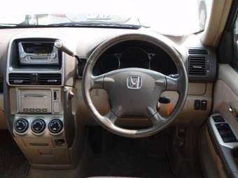 2004 Honda CR-V Photos