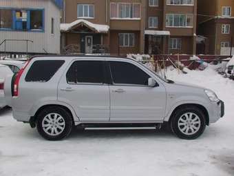 2004 Honda CR-V Photos