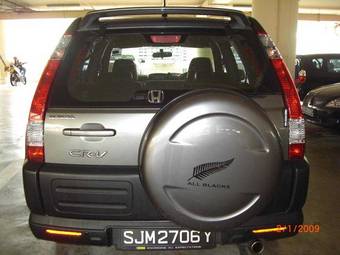 2004 Honda CR-V Photos