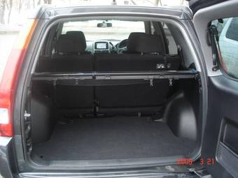 2004 Honda CR-V Photos