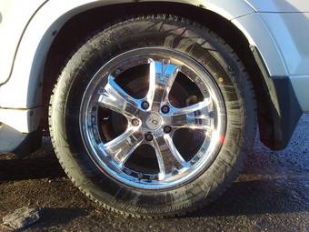 2004 Honda CR-V Photos