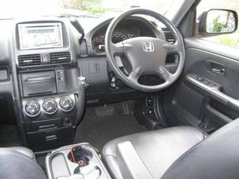 2004 Honda CR-V Photos